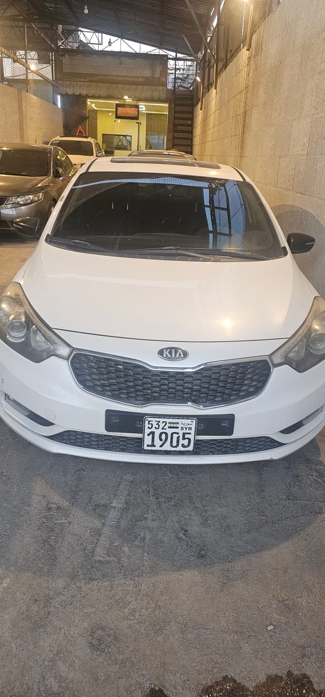 سيارة KIA K3